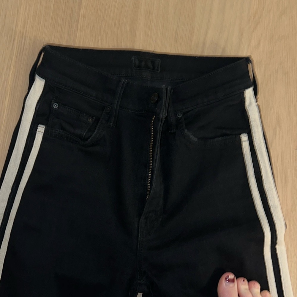 MOTHER Black Denim Jeans - Picture 5 of 7